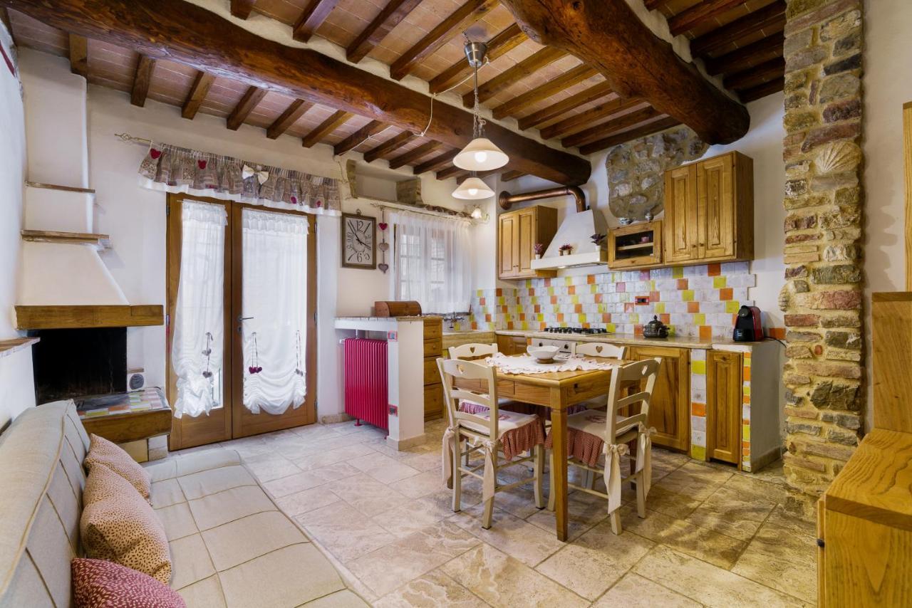 La Casetta Nel Borgo Кастелнуово ди Вал ди Чечина Екстериор снимка